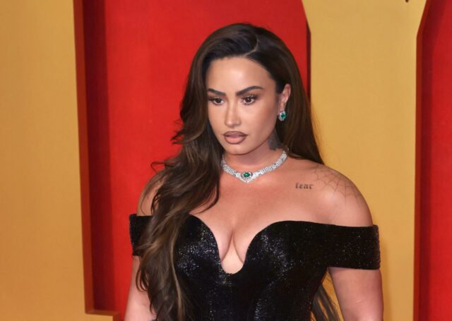 Demi Lovato na festa do Oscar da Vanity Fair 2024