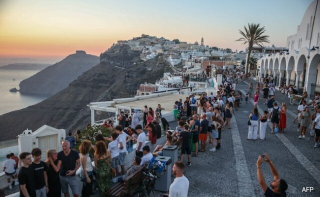 Grécia imporá taxa aos passageiros de cruzeiros para Mykonos e Santorini