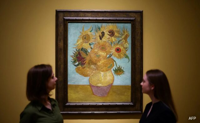 Série 'Girassóis' de Van Gogh exibida lado a lado em Londres