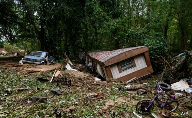 "Fomos apagados do mapa": furacão Helene deixa cidade da Flórida em ruínas