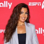 BROOKLYN, NOVA IORQUE - 04 DE MAIO: Molly Qerim participa do 2023 espnW Summit NYC no 1 Hotel Brooklyn Bridge em 04 de maio de 2023 no Brooklyn, Nova York.