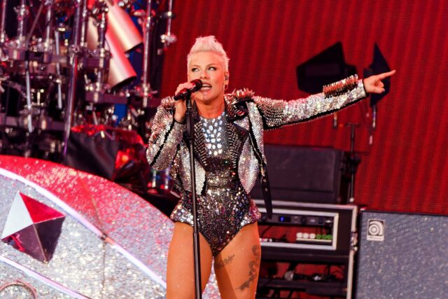 PINK no Summer Carnival Tour 2024