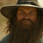 o-senhor-dos-anéis-anéis-do-poder-temporada-2-tom-bombadil-rory-kinnear