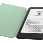 O novo leitor Kindle Paperwhite da Amazon tem uma tela maior e virada de página mais rápida