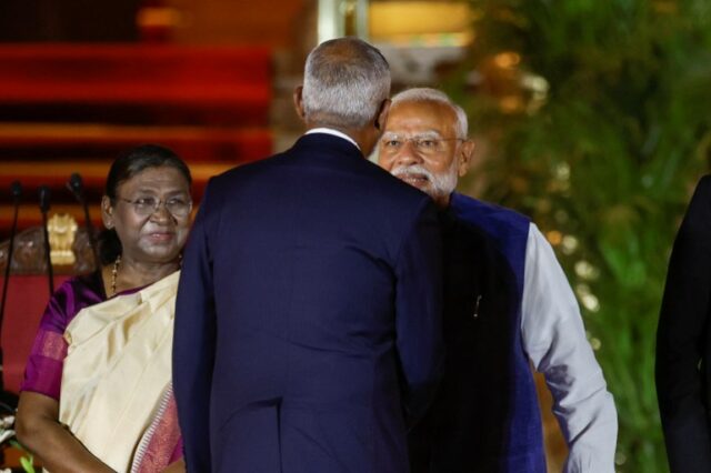 O presidente da Índia, Draupadi Murmu, e o primeiro-ministro Narendra Modi estão com o presidente das Maldivas, Mohamed Muizzu