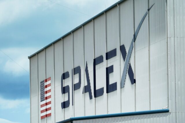 SpaceX processa reguladores da Califórnia por lançamentos rejeitados, alegando preconceito político