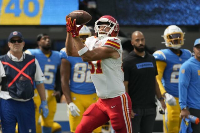 Travis Kelce, namorado de Taylor Swift, vai à televisão