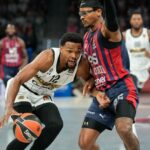 Baskonia começa se fortalecendo em casa