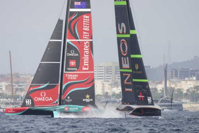 INEOS encerra invencibilidade do Emirates Team New Zealand