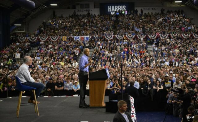 "Sim, ela pode": Barack Obama eletriza comício na Pensilvânia para Kamala Harris