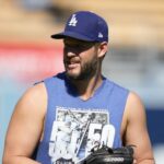 Clayton Kershaw planeja lançar novamente na próxima temporada