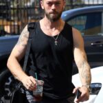 Artem Chigvintsev visto no estúdio DWTS