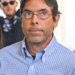 Dr.Mark Chávez,