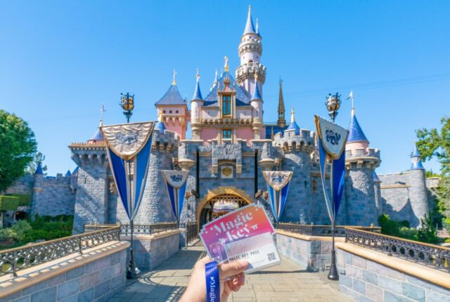 Disneyland Resort aumenta preços da maioria dos ingressos para parques temáticos, Magic Keys