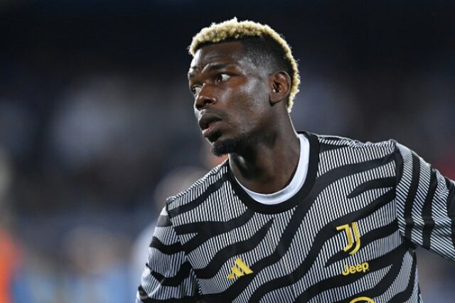 Paul Pogba, da Juventus FC, observa durante a partida da Serie A Tim entre Empoli FC e Juventus FC no Stadio Carlo Castellani