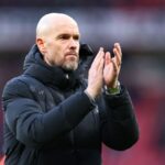 Erik ten Hag, o treinador / gerente do Manchester United em tempo integral durante a partida da Premier League entre Manchester United e Fulham FC