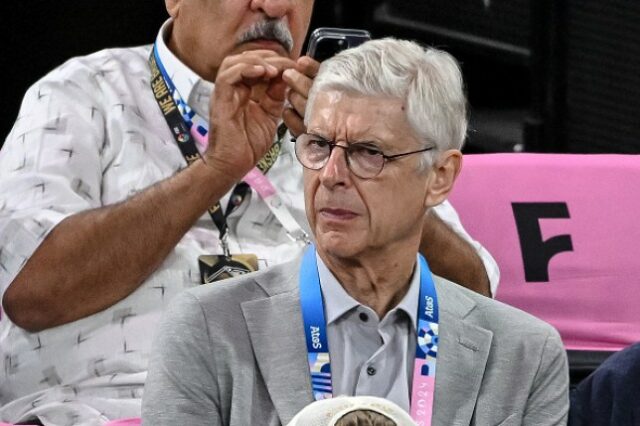 Arsène Wenger participa da partida pela medalha de ouro do basquete masculino entre França e Estados Unidos da América, no 15º dia dos Jogos Olímpicos de Paris 2024, na Bercy Arena 