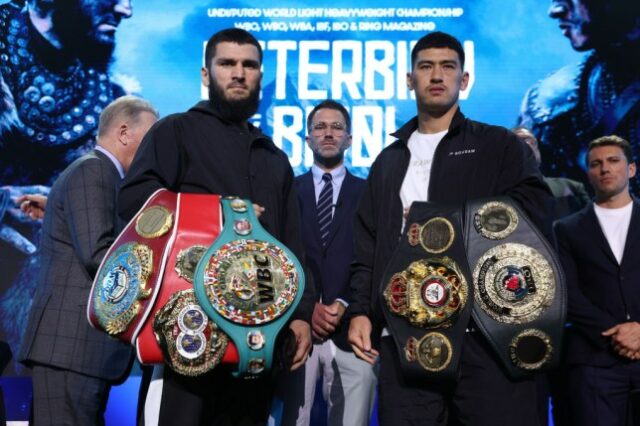 Artur Beterbiev e Dmitry Bivol 