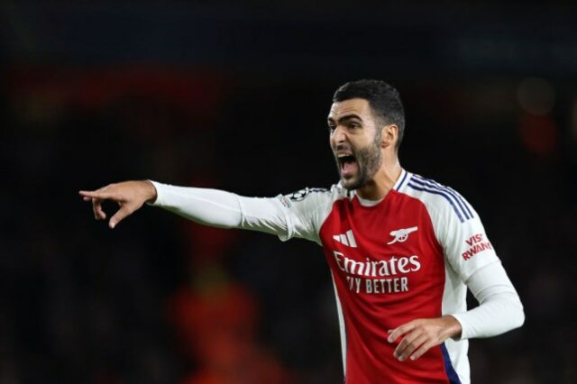 Mikel Merino do Arsenal durante a partida da Fase MD2 da Liga dos Campeões da UEFA 2024/25 entre Arsenal FC e Paris Saint-Germain 