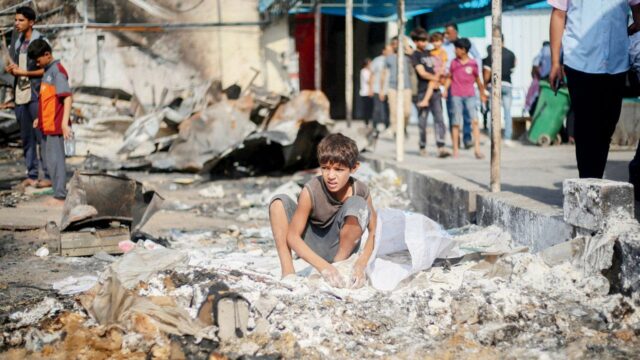 Ataques israelenses matam pelo menos 15 em Qana