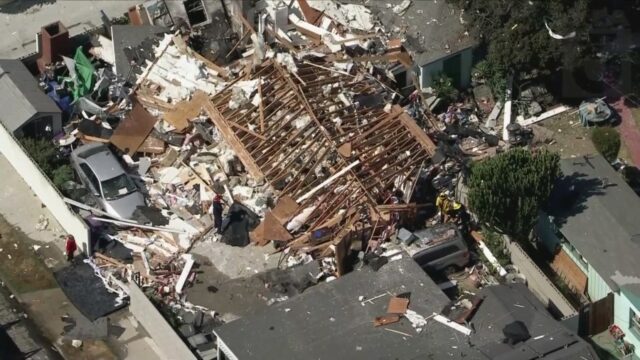 Pelo menos um ferido após casa explodir em Long Beach