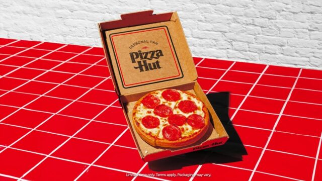 Pizza Hut inaugura novo restaurante – mas há um problema