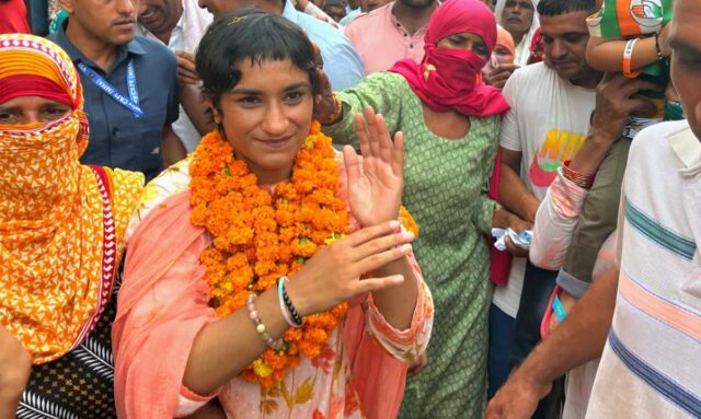 Resultados das eleições para a assembleia de Haryana em 2024: Vinesh Phogat ganha assento de Julana