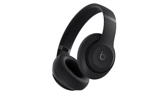 Os fones de ouvido Beats Studio Pro estão com mais da metade do preço no Prime Day