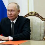 "God Save The Tsar": Putin recebe desejos nacionalistas no 72º aniversário