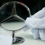 Mercedes-Benz multada em US$ 7,3 milhões por assédio a trabalhadores brasileiros