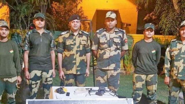 BSF abate drone paquistanês contendo heroína e pistola em Punjab