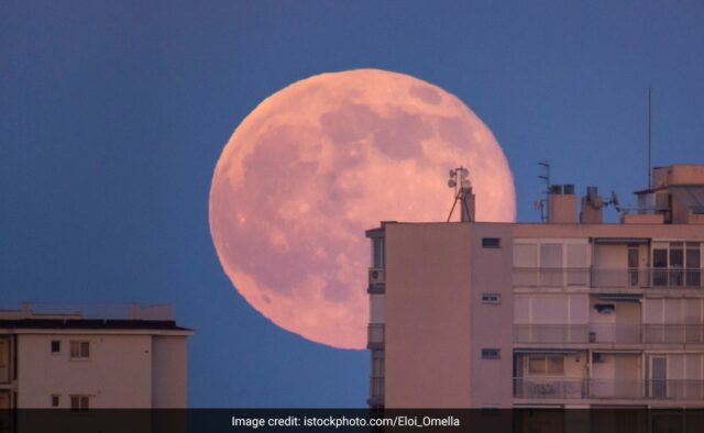 A próxima lua cheia é "Hunter's Moon". Onde e como assistir