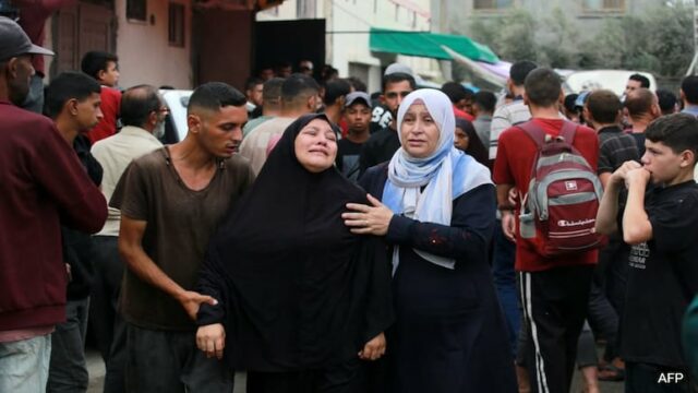 Ataque aéreo israelense contra mesquita em Gaza mata 26