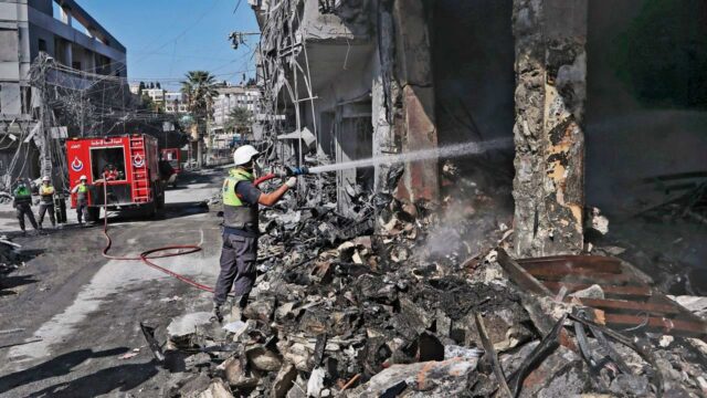 Ataques israelenses matam família de 8 pessoas em Gaza