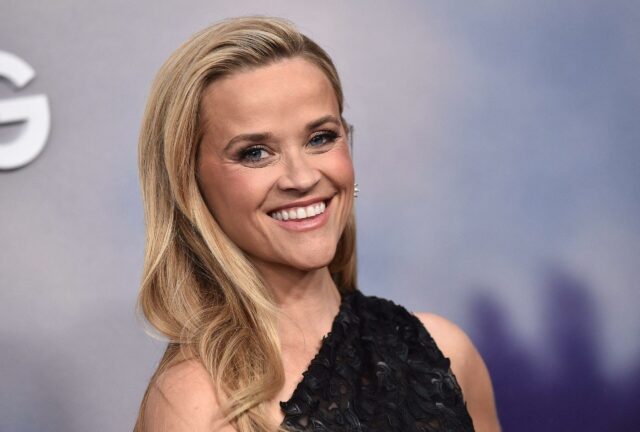 Reese Witherspoon na estreia de The Last Thing He Told Me em Los Angeles