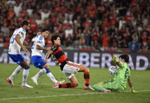 Jogadores do Flamengo comemoram a classificação contra o Cruzeiro — Foto: Adriano Fontes / Flamengo