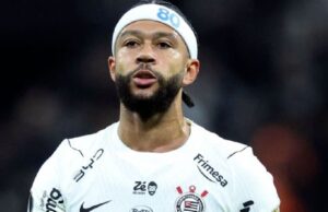Memphis Depay deixou o Corinthians depois que o clube decidiu não renovar seu contrato.