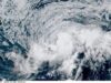 Mais de 200.000 pessoas sem energia no Havaí, 100 casas danificadas enquanto Lala se transforma em tempestade tropical More than 200,000 without power in Hawaii, 100 homes damaged as Lala shifts to tropical storm