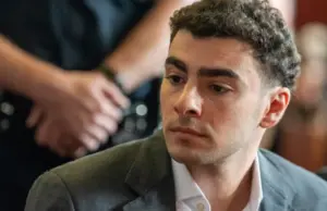 Fontes informam que Luigi Mangione provavelmente se declarará culpado como réu federal no caso de homicídio envolvendo a UnitedHealthcare.