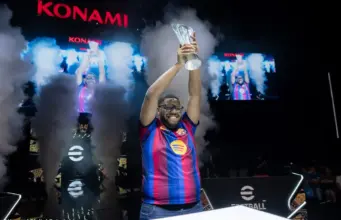 O Brasil venceu ambas as divisões do torneio mundial de eFootball realizado em Bangkok.